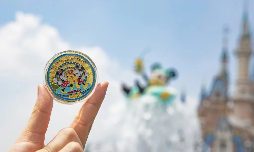 上海迪士尼度假区与雷竞技raybet续签多年联盟协议并将推出全新“奇幻纪念章”